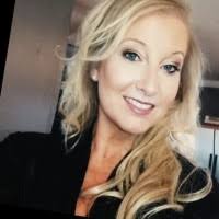 Julia Knox Email & Phone Number