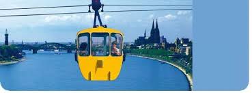 Die kölner seilbahn ist eine den rhein überquerende, 935 meter lange seilbahn in köln. Kolner Seilbahn Seilbahn Stadt Am Rhein Koln