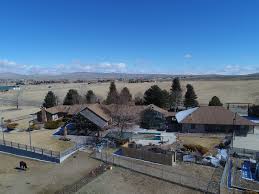 Amenities include a heated pool and hot tub, a massage room, hammock garden, and a light daily continental breakfast. Hobble Creek Ranch Is One Of The Most Magnificent Properties In The American West It Offers A Truly Unique Proposition 3387 Acres Sq Ft 533 N Left Fork Hobble Creek Cyn Springville Utah 84663 43021 00001 48 000 000 More Details 23042