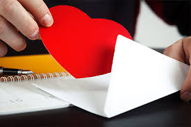 Trouvez des cartes d'amours ici et exprimez votre amour avec impact lettre declaration d amour a un homme. Lettre D Amour Pour Lui Modeles De Lettres Et Messages D Amour La Poste