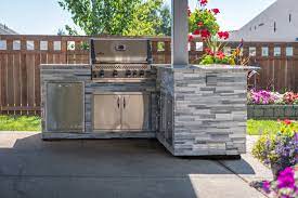 Specializing in natural and engineered stone fabrication, installation, maintenance and design. Granite Countertops Oregon Quartz Countertops Portland Eugene Salem Keystone Granite Inc