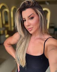 Algumas makes alegorias que amo ❤️ Meus amigos e parceiros são .  @deborabraga1 @franaireshair @cristianocmakeup @robsomagalhaes  @jorgecarvalhomakeup Amo tds ❤️❤️❤️♥️♥️♥️