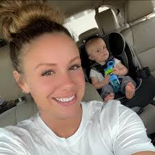 Tammy Nickel's Instagram, Twitter & Facebook