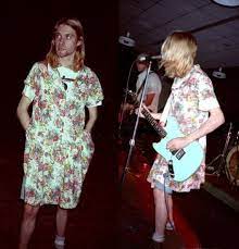 Kurt cobain + krist novoselic form nirvana (1987). Kurt Cobain S Feminist Fashion Appeal Another