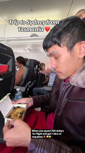 Definitely will travel with QANTAS, only for that 1 slice pizza  😀😜.#qantas #airlines #cabincrew