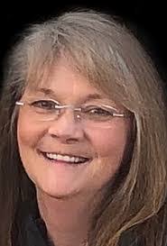 Renee Sharp's Instagram, Twitter & Facebook