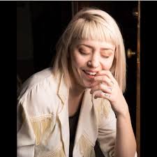 Mariah Barlow's Instagram, Twitter & Facebook