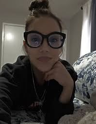 Finding Peace in Stillness through Meditation and Communion with God