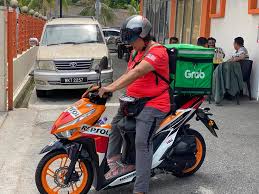 Ustaz hanafiah abdul malek hukum gunakan inhaler ketika berpuasa. Ayah Tak Kisah Susah Janji Anak Anak Tersenyum Indah Ustaz Hanafiah Jadi Rider Grabfood Warganet Titip Doa Kata Semangat Keluarga