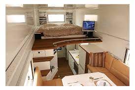 砂漠も走れるごっついキャンピングトラック roomie ルーミー ホームインテリア 住宅建築デザイン 家