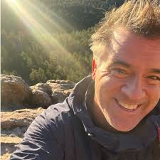 ANNOUNCEMENT: I'm a lucky girl!!! Last week I was unfortunately laid off  from Partners and Napier— that's not the lucky part. What's lucky is to  have a stunning response from my former