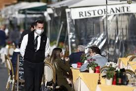 La richiesta è una, forte e chiara: Ristoranti Aperti Per Protesta Anche Stasera A Roma Non Risultano Multe Per Ora