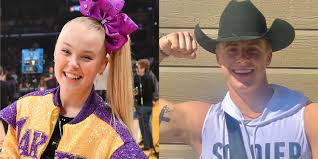 American dancer jojo siwa is in a relationship, and she gleefully informed fans in a creative and funny tik tok video. Who Is Elliott Brown What You Need To Know About Jojo Siwa S Rumored New Boyfriend Elliott Brown