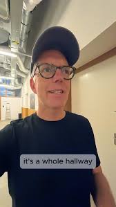 Super happy to share today's chill:30 video from Joseph Davidson. A super  cool and unique time lapse as he was studying for an EMT exam 🙌🏻. Much  thanks, @strong_flexbutokay for the video