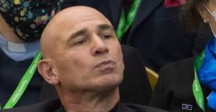 Synod agrees to take issue of unequal diocesan wealth further