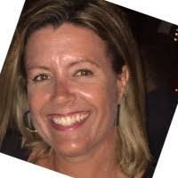 Gwen Owen's Instagram, Twitter & Facebook