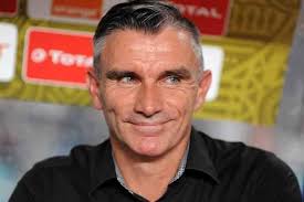 شن الفرنسي باتريس كارتيرون، مدرب التعاون السعودي لكرة القدم، هجوما حادا على فريقه السابق، الزمالك المصري، ووصف إدارته بـالعار، بسبب التعامل السيىء الذي تعرض له عقب. ÙÙ ÙÙ Ø¨Ø§ØªØ±ÙØ³ ÙØ§Ø±ØªÙØ±ÙÙ Ø§ÙÙØ±Ø´Ø­ ÙÙÙØµØ¨ ÙØ¯Ø±Ø¨ Ø§ÙØ²ÙØ§ÙÙ Ø§ÙØ¬Ø¯ÙØ¯ Ø§ÙÙÙÙ Ø§ÙØ¥Ø®Ø¨Ø§Ø±Ù