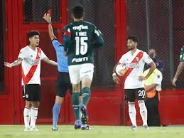 Comparação frente a frente incluindo os jogos anteriores das duas equipas de futebol, resultados de ambas as equipas em jogos anteriores tanto em partidas em casa como fora, comparação de estatísticas e resultados nas suas ligas individuais ou ainda os melhores marcadores e ações disciplinares para os jogadores de cada equipa. Fluminense X River Plate Football Predictions