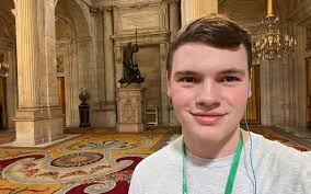 Forks' Newest Pharmacist Comes Full Circle