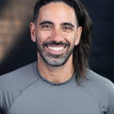 Zeke Thomas's Instagram, Twitter & Facebook