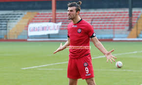 Şu anda serdar dursun, darmstadt oyuncu profili sayfasındasınız. Serdar Dursun Imzayi Atti Amator Lig Net Amator Futbol Super Amator Lig Bolgesel Amator Lig Canli Skor Futbol Sahalarinin Yildizi