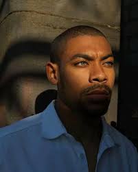 Aaron Pierce showed up to play Paradise last night with his Fiance Marrisa  (soon to be his wife) snapped a couple pics of the happy couple. Oh, and  Aaron shot a new