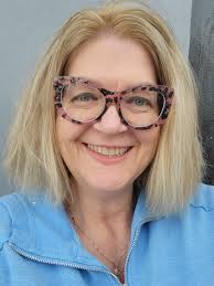 Recommendations for a cut and color specialist