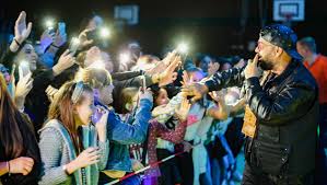 Скачивай и слушай manuellsen feat moe phoenix zeig'mir и kc rebell dein mann feat moe phoenix на zvooq.online! Gt Rappt Moe Phoenix Stadtmagazin Fur Gutersloh