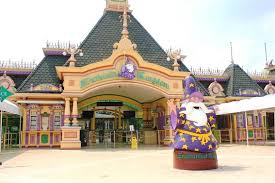Eldar the wizard is participating at an event near you! Laguna Enchanted Kingdom Ride All You Can Pass And Everything You Need To Know It S More Fun With Juan