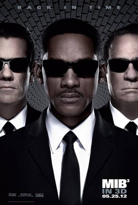 Movie Review: “Men in Black III: Back in Time” – BG Falcon Media