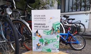 Elle commence la veille par des retraites aux flambeaux et des bals dans les rues. Le Livre Pourquoi Pas Le Velo De Stein Van Oosteren En 10 Citations L Interconnexion N Est Plus Assuree