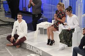 4a puntata di amici 15 ieri sera e terzo eliminato consecutivo per la squadra blu. Amici 15 Anticipazioni Puntata 26 Marzo 2016 Emanuele Nella Squadra Bianca E Michele Squadra Blu Urbanpost