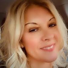 Natalie Armbruster's Instagram, Twitter & Facebook