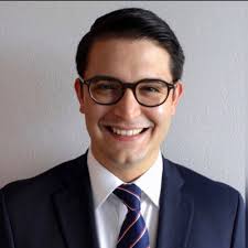 Episodio# 58 Dr. Pedro Colón Ortiz by Pensamientos de liderazgo