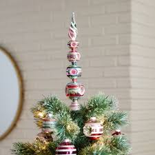Christmas tree toppers with a spring or spiral base insert the top branch into the coil and secure with floral tape around the spring. The 9 Best Christmas Tree Toppers Of 2021
