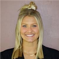 Alexandra Goodnow's Instagram, Twitter & Facebook