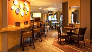 Located within easy reach of the m1 junctions. East Midlands Airport Hotels Book Cheap Hotels Near East Midlands Airport Premier Inn