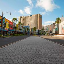 Guam plaza resort & spa offers accommodations in tumon, 5 minutes' walk from a range of shops and restaurants. Guam Quietly Leads The United States Into 2021 The New York Times