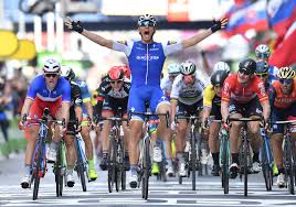 Face au vent, tu lanceras ton sprint le plus tard possible. Etape 2 Marcel Kittel Empereur Du Sprint Sur Le Tour De France Vsd