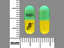 Did you scroll all this way to get facts about yellow capsule? Green Yellow And Capsule Shape Pill Images Pill Identifier Drugs Com