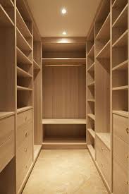 Rafflin Carpentry Hat Einen Massgeschneiderten Kleiderschrank Fur Carpentry Einen Geschneiderten Kleiderschrank In 2020 Schrankentwurf Schrank Umgestalten Ankleide