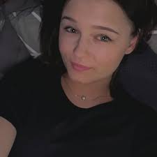 如果你按在愛心上,你會收到一張🐱的特別照片