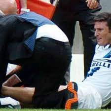 Maybe you would like to learn more about one of these? Die Treuesten Spieler Der Welt Javier Zanetti Der Adrette Traktor