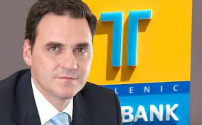 Οι 3 γυναικεσ που του κατεστρεψαν τη ζωη τον σερνουν αλυσοδεμενο στο. Skandalo Tt O Filippidhs To Ste Kai To Diabathrio Banks Com Gr