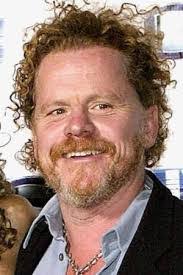 Chris Fedak's Instagram, Twitter & Facebook