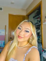 MEET OUR DANCER MONDAY! ☀ Our next dancer is Anna from Obsidian Onyx! Hi  Everyone!! My name is Anna, I am currently 22 yrs old and I've been dancing  for 9+ years.