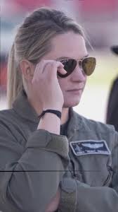 Top 1 Female Fighter Pilot
