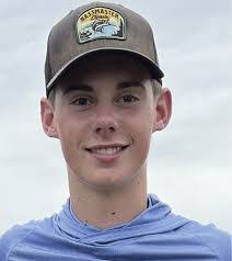 Gavin Burnett's Instagram, Twitter & Facebook