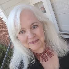 Dottie Warnock's Instagram, Twitter & Facebook