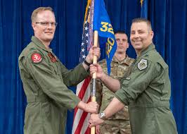 Image result for Commander 320